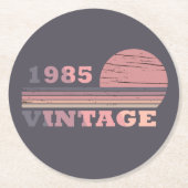 Geboren in 1985  40ste verjaardagscadeau ronde kartonnen onderzetter (Voorkant)