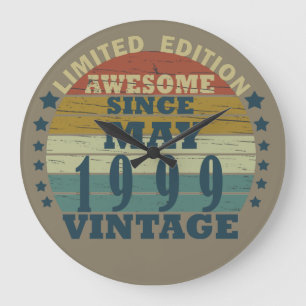 Geboren in mei 1999  verjaardag grote klok