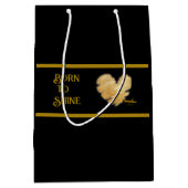 Geboren in Shine Black en Gold Medium Gift Bag Cadeauzakje (Voorkant)