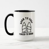 Geboren in surf dat gedwongen werd te werken mok (Links)