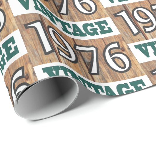 Geboren in verpakkingspapier van 1976 cadeaupapier (Rol Hoek)