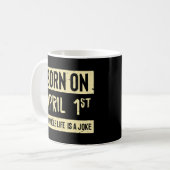 Geboren op 1 april 2010. koffiemok (Voorkant links)