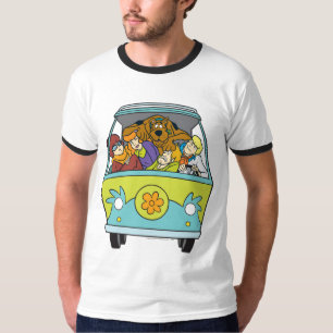 Gebost in de Mystery Machine T-shirt
