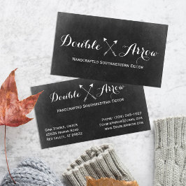 Geboste pijlen op het kalkbord van Boho Boutique Visitekaartje