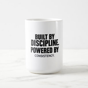Gebouwd door Discipline Fitness Shirt – Gym Motiva Koffiemok