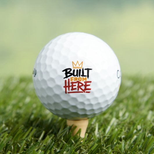 Gebouwd Van Hier Uitdrukking Van Trots & Authentic Golfballen (Insitu Shirt)