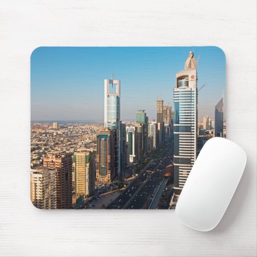 Gebouwen langs Sheikh Zayed Road, Dubai Muismat (Met muis)