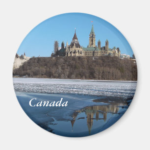 Gebouwen van het Canadese Parlement gezien vanuit Magneet