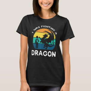 Gebroken arm Dragon schouder- en schouderwonden T-shirt