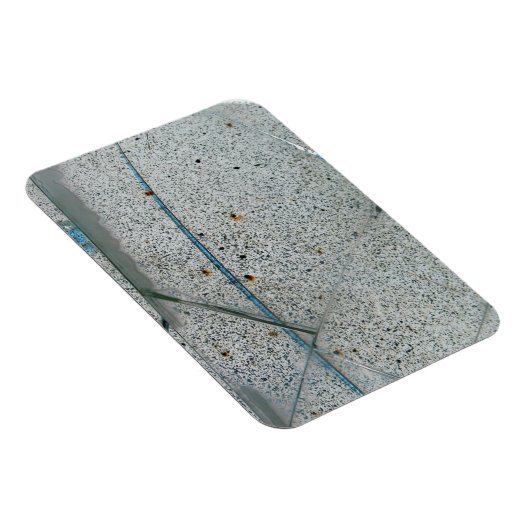 Gebroken, gekraakte en vuile glas magneet (Rechterzijde)