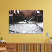 Gebroken glas op het aardverzegelde treinstanvas canvas afdruk (Insitu (Woonkamer))
