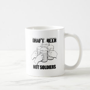 GEBROUWEN BIER. GEEN SOLDATEN. KOFFIEMOK