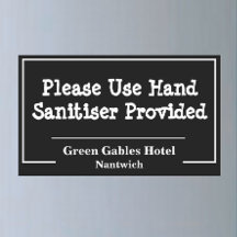Gebruik handontsmettingsmiddel. hotelbadkamer