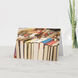 Gebruikte boeken bij een liefdadigheidsbazaar kaart