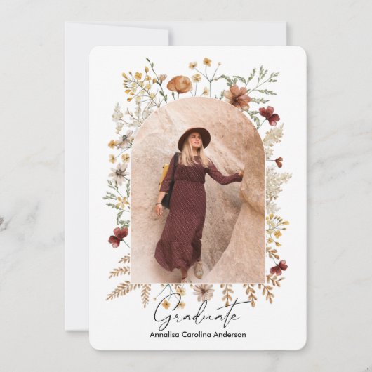 Gecadreerde Boho Bloemboog Afgestudeerde Kaart (Voorkant)