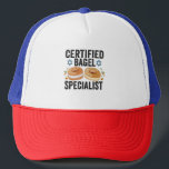 Gecertificeerde Bagel Specialist Grappige Joodse C Trucker Pet<br><div class="desc">Chanoeka,  Pascha,  Jiddisch,  Chanoeka,  Joods,  Menora,  Jood,  Gift,  Verjaardag,  Bagel</div>