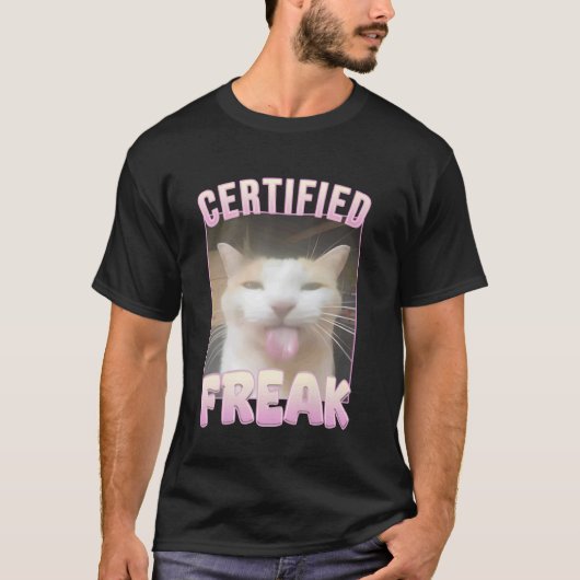 Gecertificeerde freak grappige kat meme t-shirt (Voorkant)