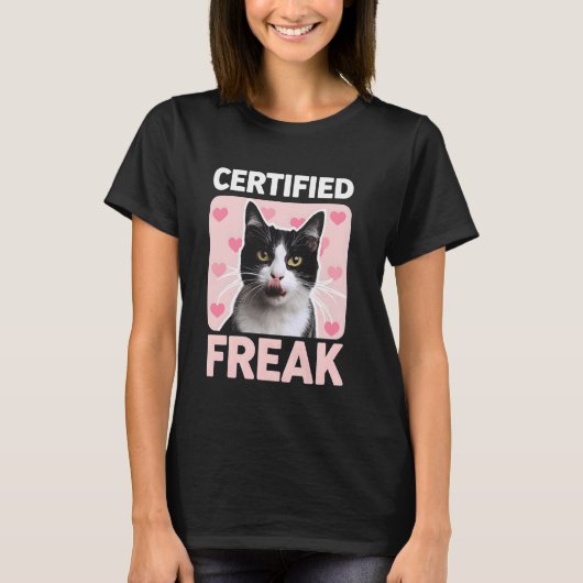 Gecertificeerde Kat Vrijer Fun Kitten Roze Harten T-shirt (Voorkant)
