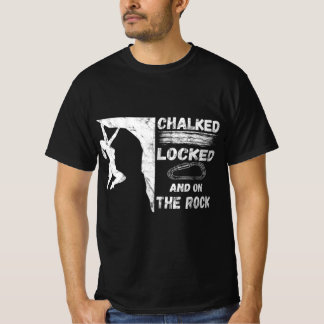 Gechalkt op slot en op het rockklimmeisje t-shirt