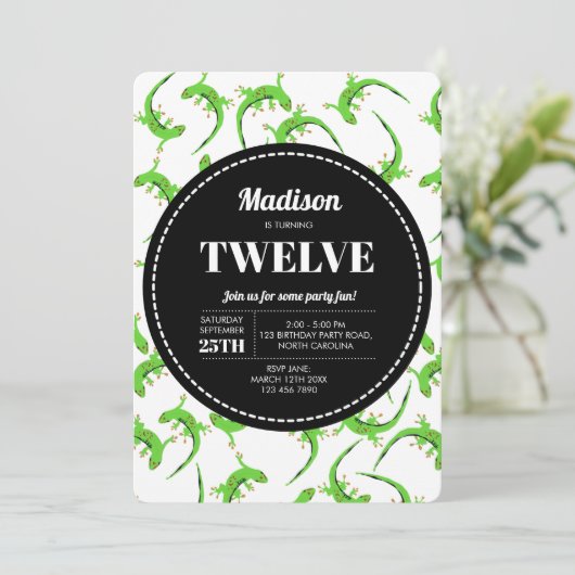 Gecko Lizard Reptile Pattern Birthday Invitation Kaart (Staand voorkant)