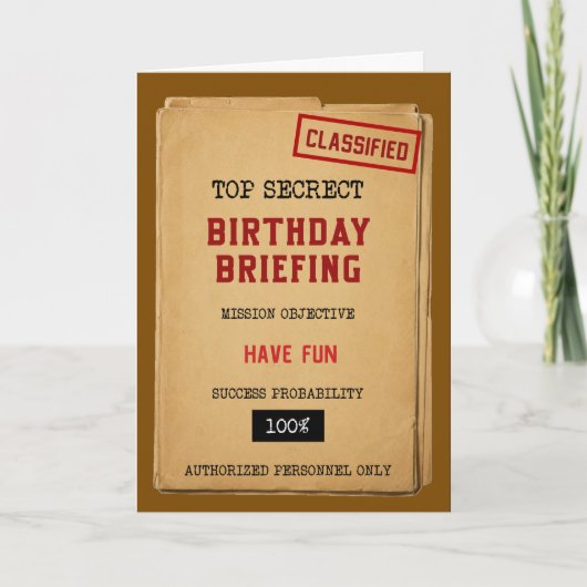 Geclassificeerde Verjaardagsbriefing Grappige Verj Kaart (Voorkant)