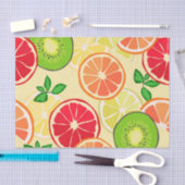 Gecombineerde fruitplakken plakken het laatste pat tissuepapier (Craft)