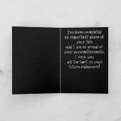 Geconcentreerd afstudeerder zwart-wit kaart (Binnen)