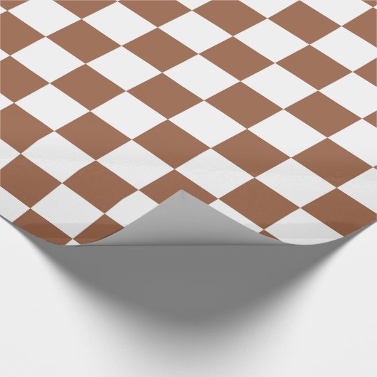 Gecontroleerd bruin en wit cadeaupapier (Hoek)