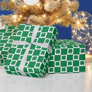 Gecontroleerd groen en wit shamrock Clover-patroon Cadeaupapier