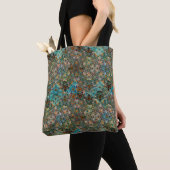 Gecontroleerde chaos – gedempte herfst tote bag (Dichtbij)