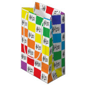 Gecontroleerde regenboog en muzieknotities klein cadeauzakje (Voorkant Gekanteld)