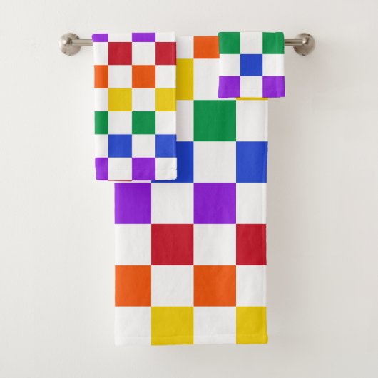 Gecontroleerde regenboog gekleurd bad handdoek (Insitu)