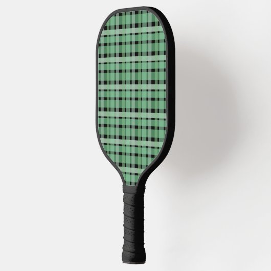 Gecontroleerde tartan groene strepen op zwart pickleball paddle (Links)
