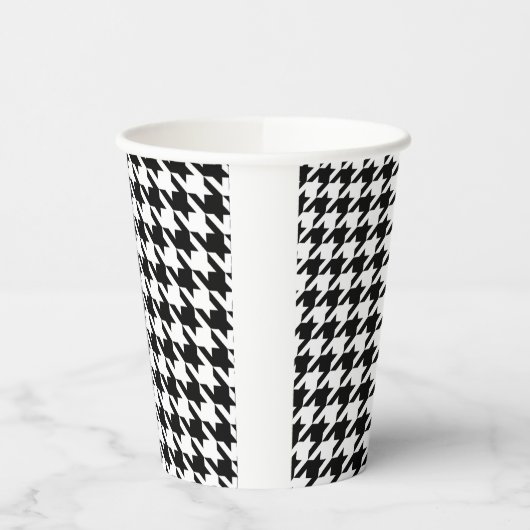 Gecontroleerde vintage papieren bekers (Links)