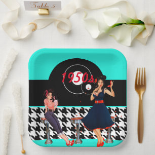 Gecontroleerde vintage papieren borden uit de jare papieren bordje