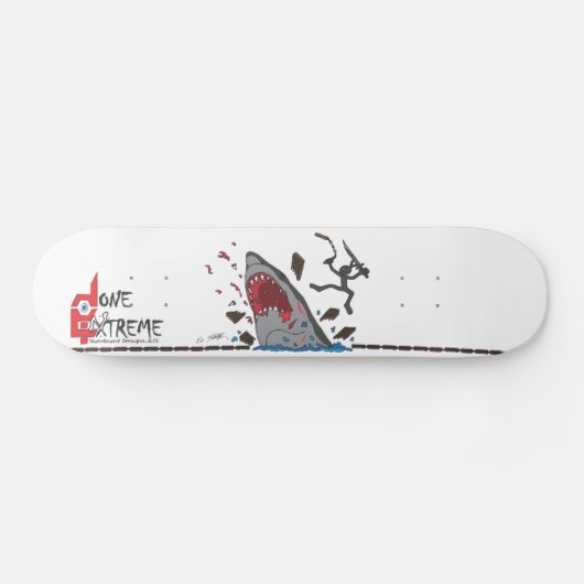 Gedaan te Extreme Shark tegen Ninja Skateboard (Horizontaal)