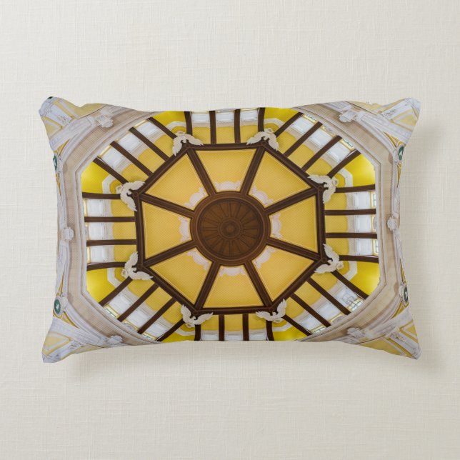 Gedecormeerd plafond op het station van Tokio Accent Kussen (Voorkant)