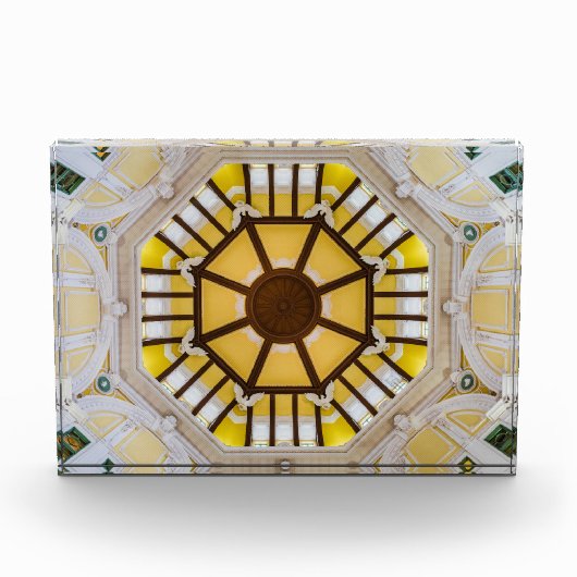 Gedecormeerd plafond op het station van Tokio Fotoblokken (Voorkant)