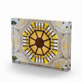 Gedecormeerd plafond op het station van Tokio Fotoblokken