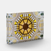 Gedecormeerd plafond op het station van Tokio Fotoblokken (Links)