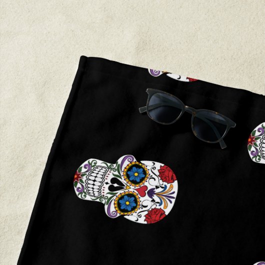 Gedecormeerde menselijke schedel Art Thunder_Cove Strandlaken (In situ)