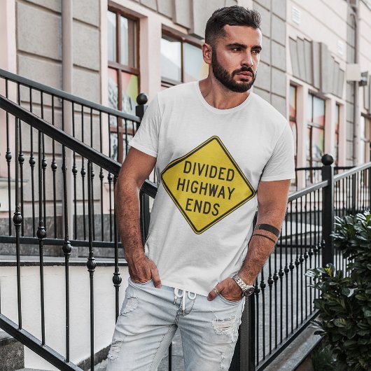 Gedeeld teken snelweg eindigt t-shirt