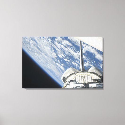 Gedeeltelijk uitzicht van Space Shuttle Endeavor Canvas Afdruk (Voorkant)