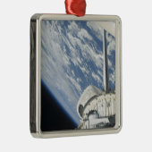 Gedeeltelijk uitzicht van Space Shuttle Endeavor Metalen Ornament (Rechts)