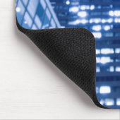 Gedefocuseerd naar boven uitzicht van kantoor die  muismat (Hoek)