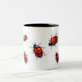 GEDEKT IN DE MOK VAN LADYBUGS (Center)