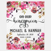 Gedekte bloemen op onze Waterverf op huwelijksreis Fleece Deken (Voorkant)