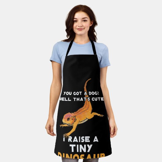 Gedekte Dragon Eigenaar van Dragon Gedekte Drakend Schort (Gedragen)