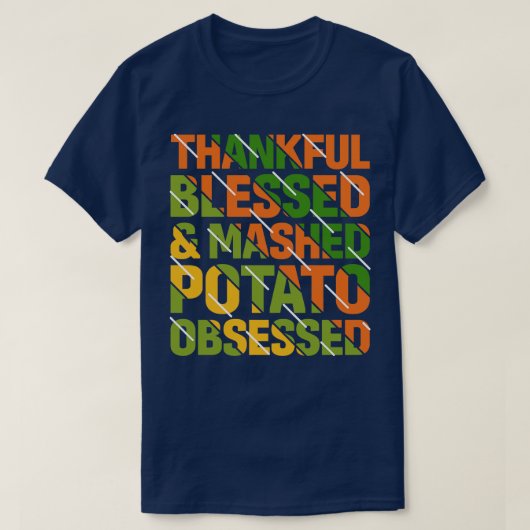 Gedekte, gebroken en gebroken aardappelen met een  t-shirt (Design voorkant)