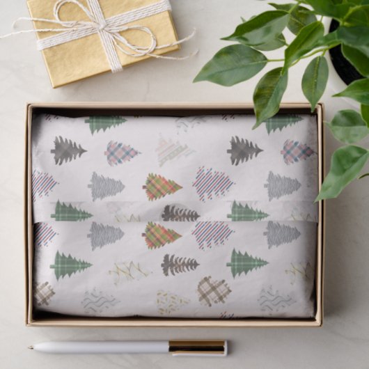 Gedekte kerstbomen van wit tissuepapier (Geschenk)